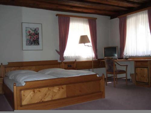 Lindenhof Otel Mörnsheim Oda fotoğraf